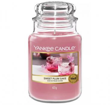 Yankee Candle 623g - Sweet Plum Sake - Housewarmer Duftkerze großes Glas